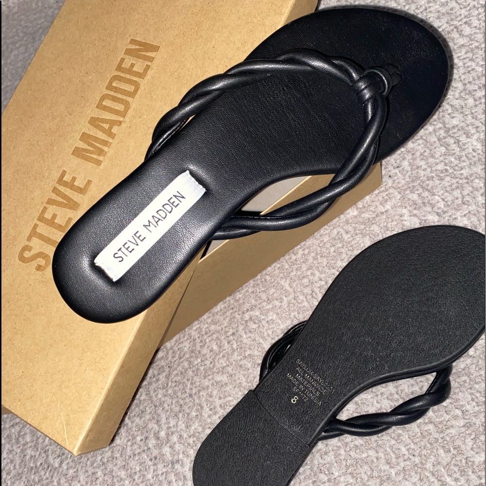 Steve Madden Flip Flops